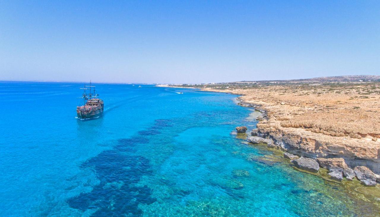 Vrissiana Boutique Beach Hotel Protaras Eksteriør bilde