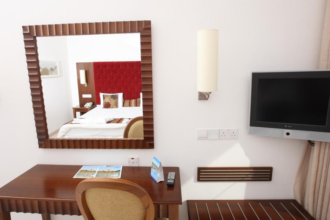Vrissiana Boutique Beach Hotel Protaras Eksteriør bilde